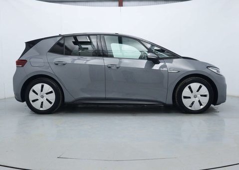 Volkswagen ID.3 Pro Performance 58kWh Business Hatchback 5dr Electric Auto (204 ps) 13