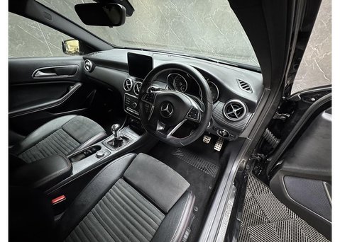 Mercedes-Benz A Class 1.5 A180d AMG Line Hatchback 5dr Diesel Manual Euro 6 (s/s) (109 ps) 33