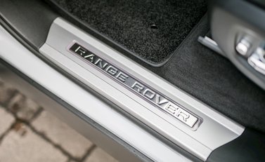 Land Rover Range Rover Sport 5.0 SVR 26