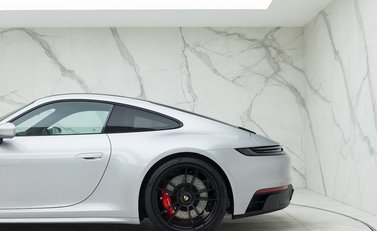 Porsche 911 (992) Carrera 4 GTS 26