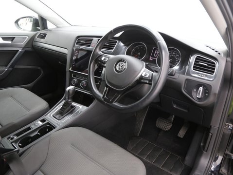 Volkswagen Golf 1.4 TSI SE Nav DSG Euro 6 (s/s) 5dr 21