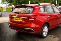 MG MG5 EXCLUSIVE 9