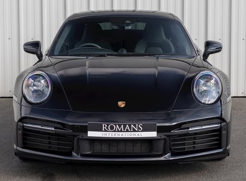 Porsche 911 (992) Turbo S 4