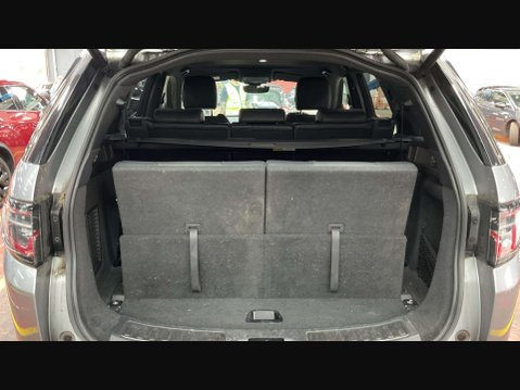 Land Rover Discovery Sport 2.0 Discovery Sport R-Dynamic S D Automatic 4WD 5dr *NATIONAL DELIVERY* 10