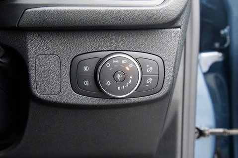 Ford Focus ST-LINE VIGNALE MHEV 16