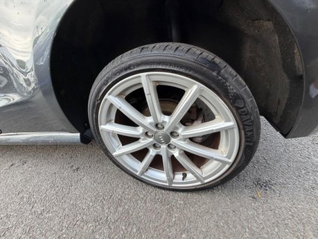Audi A1 TFSI S LINE 19