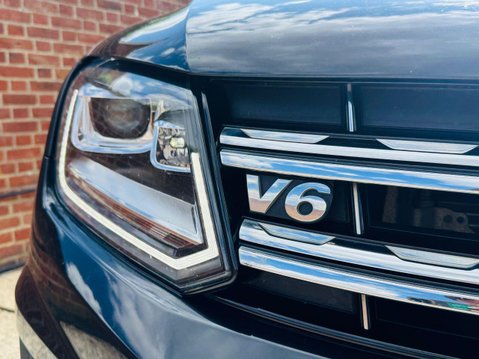 Volkswagen Amarok 3.0 TDI V6 Highline Pickup Double Cab 4dr Diesel Auto 4Motion Euro 6 (s/s) 9