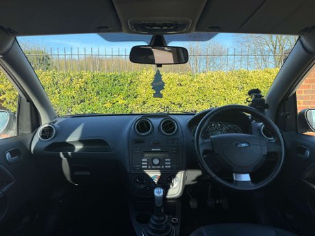Ford Fiesta 1.4 Fiesta Ghia 5dr 15