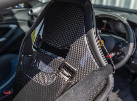 Ferrari F8 Tributo 14