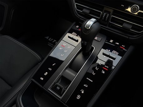 Porsche Macan GTS PDK 60