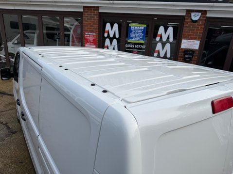 Renault Trafic SL27 SPORT DCI S/R P/V 4