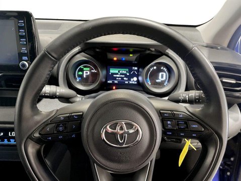 Toyota Yaris 1.5 VVT-h Design Hatchback 5dr Petrol Hybrid E-CVT Euro 6 (s/s) (116 ps) 13