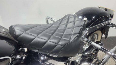 Harley-Davidson Softail HARITAGE FLSTC 1690 2013 CUSTOM BUILD SHOW BIKE LOW CRUISER 36