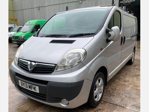 Vauxhall Vivaro 2.0 2900 CDTi Sportive Panel Van 4dr Diesel Manual FWD L3 (195 g/km, 113 bh 14