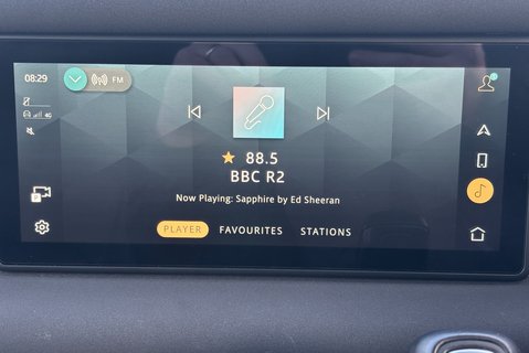 Land Rover Defender 90 D250 Hard Top SE MHEV 25