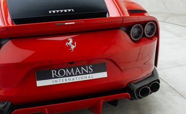 Ferrari 812 Superfast 23