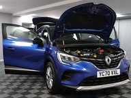 Renault Captur ICONIC TCE 15