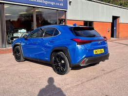 Lexus Ux 2.0 UX 250h 4x2 CVT 5dr 9