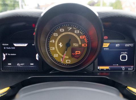 Ferrari 812 Superfast 13