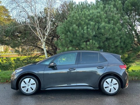 Volkswagen ID.3 Pro 58kWh Family Auto 5dr 9