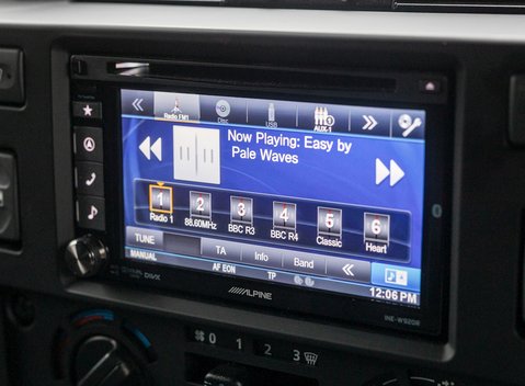 Land Rover Defender 90 Urban Truck 17