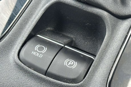 Toyota Corolla 2.0 VVT-h Icon Hatchback 5dr Petrol Hybrid CVT Euro 6 (s/s) (196 ps) 35