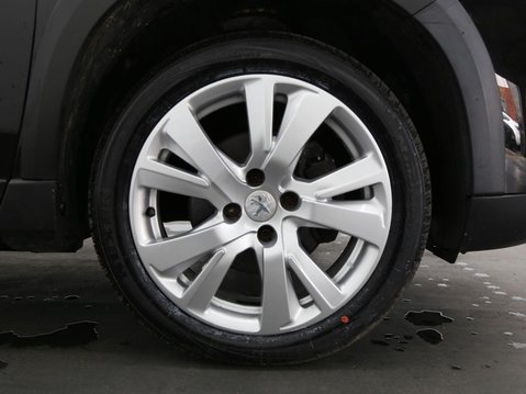Peugeot 2008 1.2 PureTech GPF Allure Euro 6 (s/s) 5dr 27
