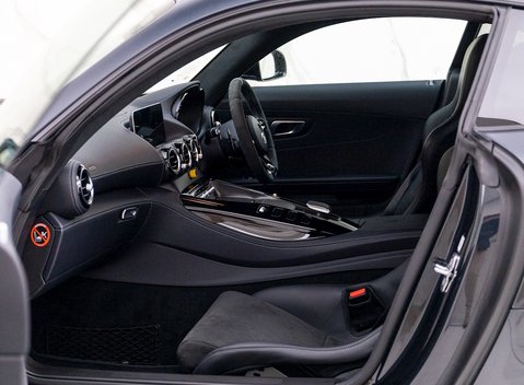 Mercedes-Benz AMG GT R GT R Pro 12