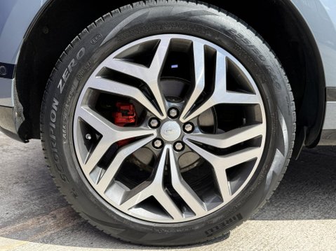 Land Rover Range Rover Evoque 2.0 D180 MHEV First Edition SUV 5dr Diesel Auto 4WD Euro 6 (s/s) (180 ps) 15