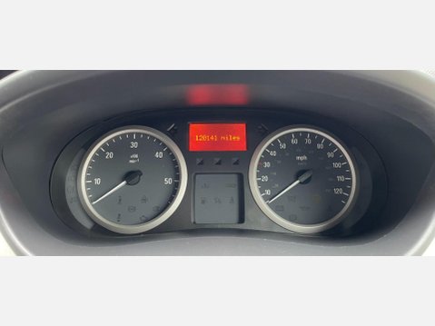 Vauxhall Vivaro 2.0 2700 CDTi Panel Van 4dr Diesel Manual FWD L1 (195 g/km, 113 bhp) 26