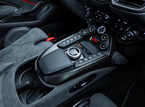 Aston Martin Vantage F1 EDITION 25