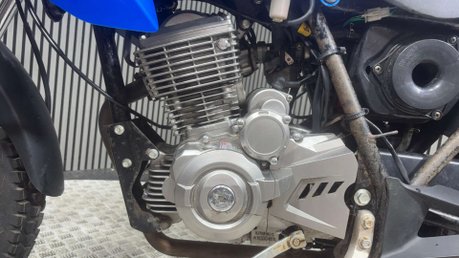 Lexmoto Assault 2016 SPARES OR REPAIR 125CC NAKED SCRAMBLER BIKE 20