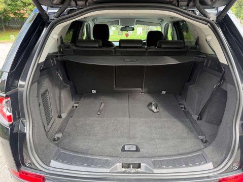 Land Rover Discovery Sport 2.0 Discovery Sport SE Tech TD4 4WD 5dr 17