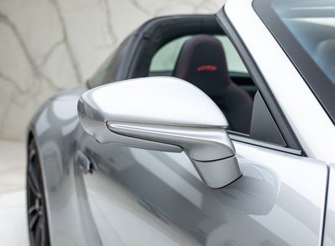 Porsche 911 Targa 4 GTS (992) 47