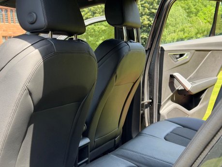 Audi Q2 TFSI S LINE 12