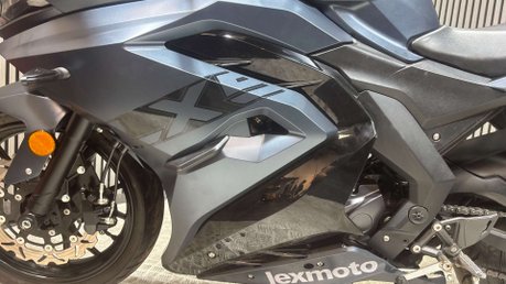 Lexmoto LXS 125 E55 2025 ONLY 5K 125CC LEARNER SPORTS BIKE 17