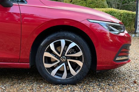 Volkswagen Golf ACTIVE TSI 31