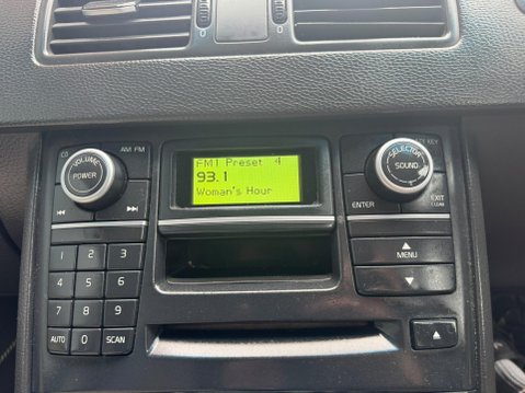 Volvo XC90 2.4 D5 R-Design SE Geartronic AWD 5dr 25