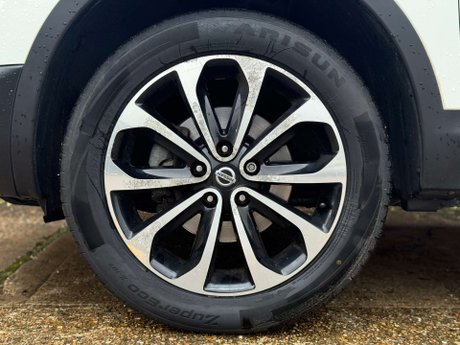 Nissan Qashqai 1.6 Qashqai N-Tec 5dr 25