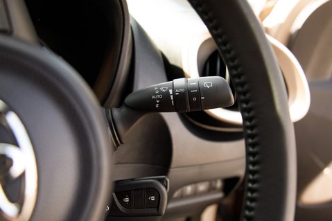 Toyota Aygo X VVT-I EDGE 13