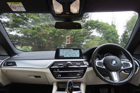 BMW 5 Series 2.0 520d M Sport Saloon 4dr Diesel Auto xDrive Euro 6 (s/s) (190 ps) 8