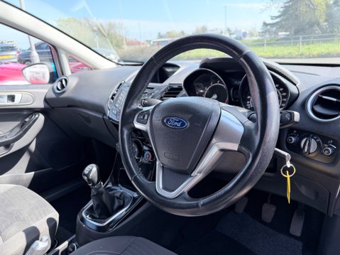 Ford Fiesta 1.0 ZETEC 9