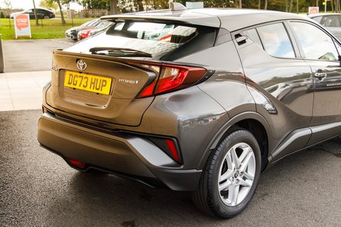 Toyota C-HR ICON 7