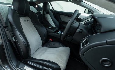 Aston Martin DBS V12 15