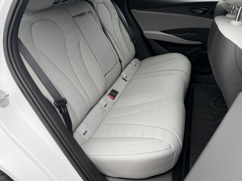 BYD Seal 6 1.5 DM-i Boost 5dr e-CVT 31