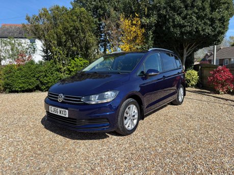 Volkswagen Touran 1.6 TDI BlueMotion Tech SE Family DSG Euro 6 (s/s) 5dr
