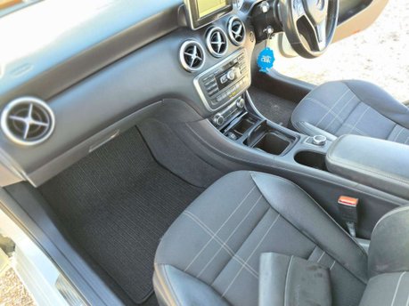 Mercedes-Benz A Class 2.1 A200d Sport Hatchback 5dr Diesel 7G-DCT Euro 6 (s/s) (136 ps) 53