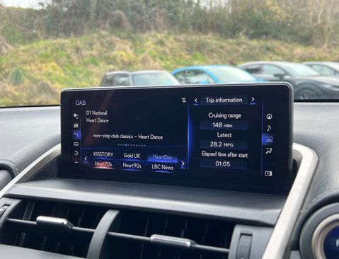 Lexus NX 2.5 NX 300h CVT 4WD 5dr 19