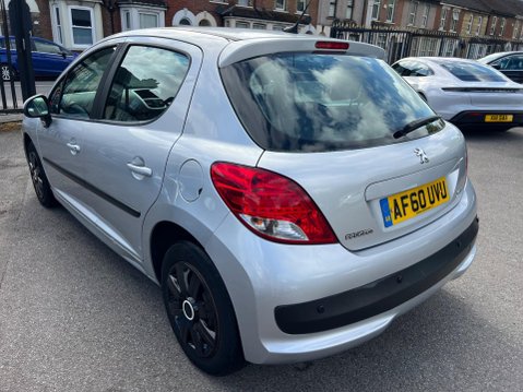 Peugeot 207 1.4 S Euro 5 5dr (A/C) 4