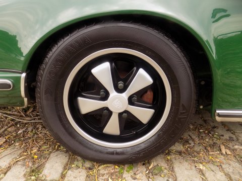 Porsche 911 T 2.2 LWB - LHD COUPE 53